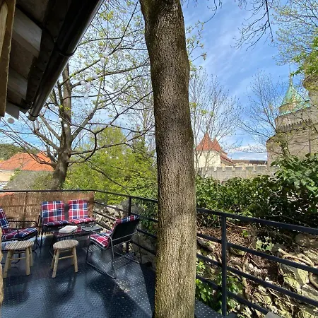 Folklorna Chyza 山林小屋 波切尼斯